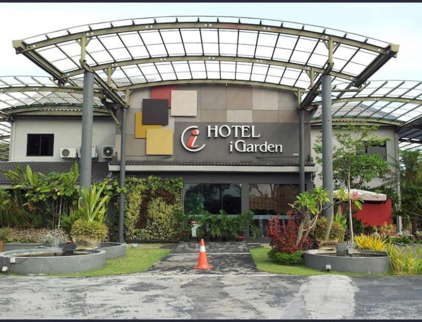 I Garden Hotel Ipoh Exterior foto